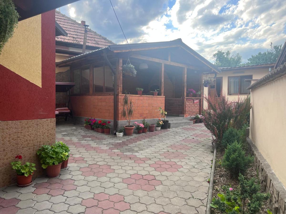 Casa Flori Hotell Călimăneşti Eksteriør bilde
