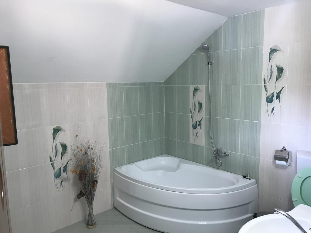 Casa Flori Hotell Călimăneşti Eksteriør bilde